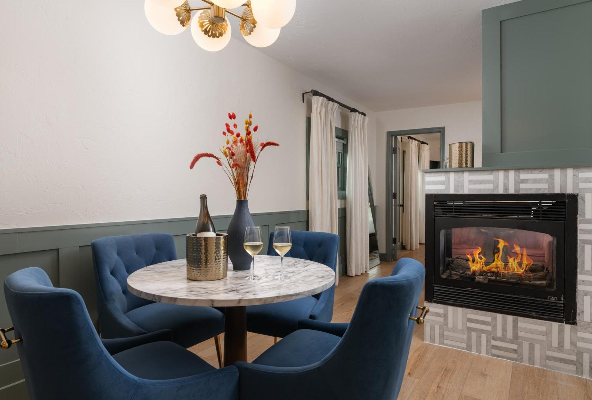Petit Soleil - Bed, Breakfast And Bar Bed & Breakfast San Luis Obispo Exterior photo