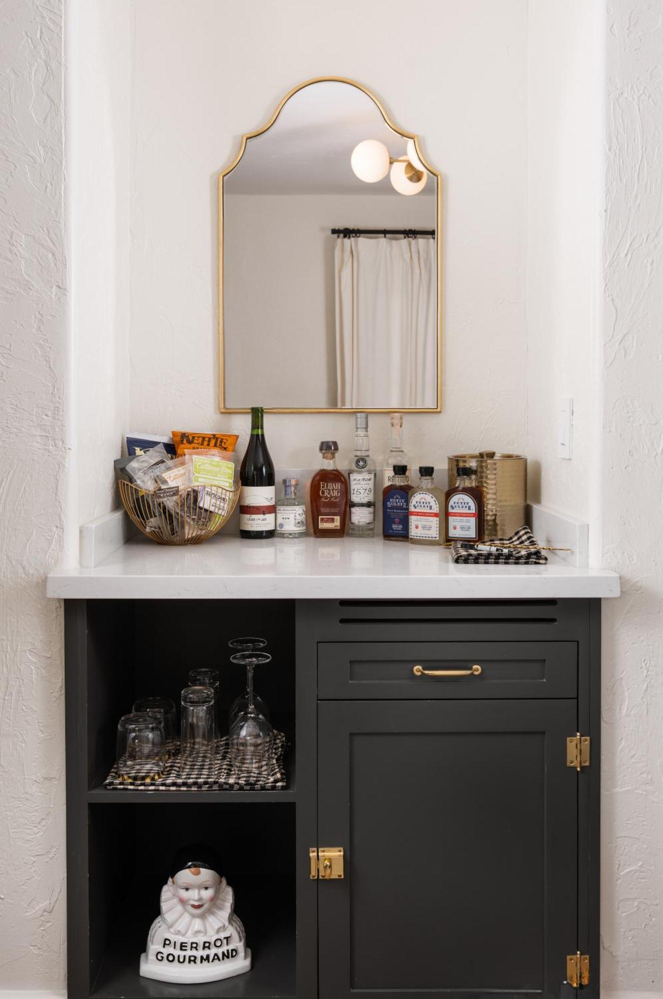 Petit Soleil - Bed, Breakfast And Bar Bed & Breakfast San Luis Obispo Exterior photo