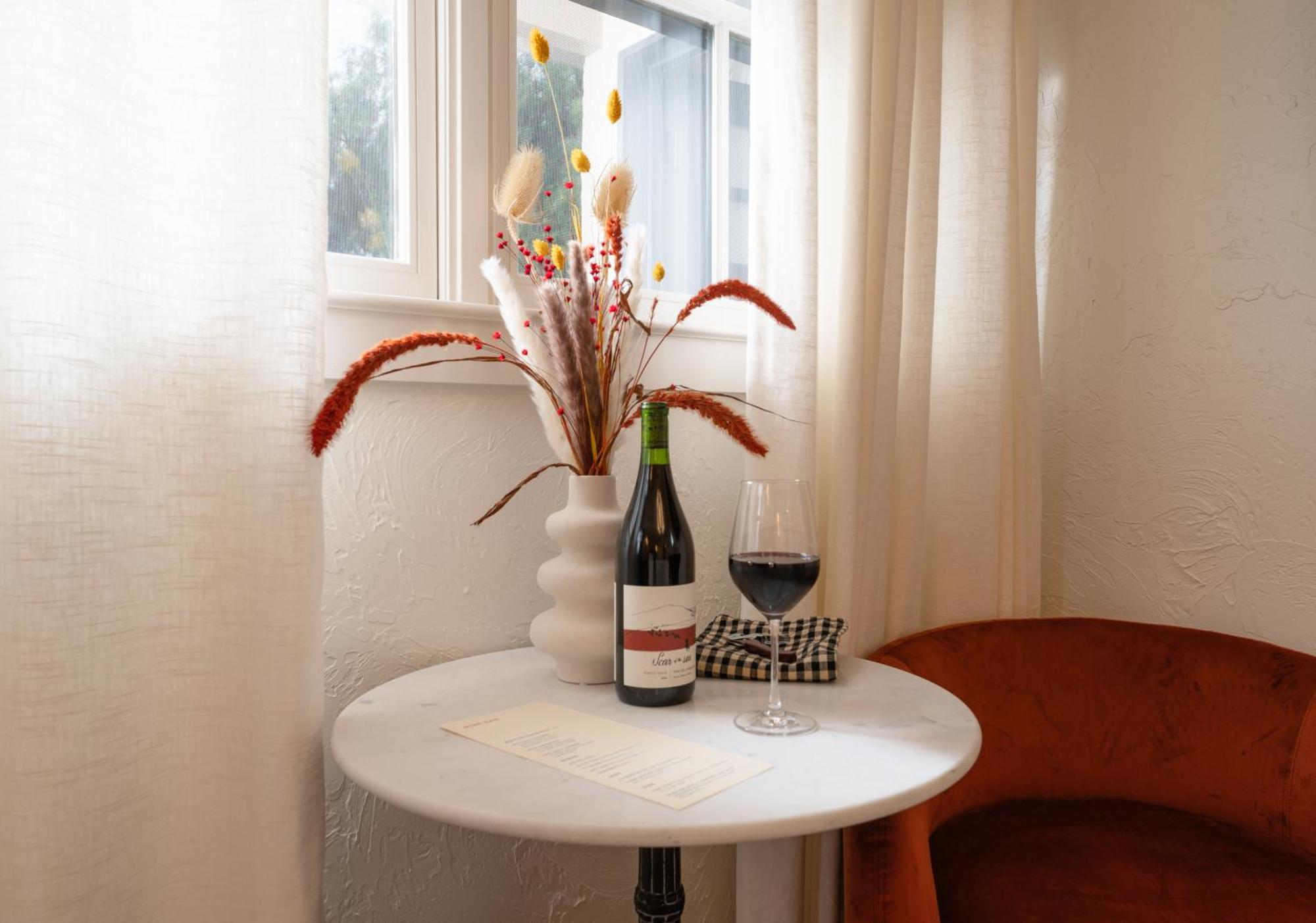 Petit Soleil - Bed, Breakfast And Bar Bed & Breakfast San Luis Obispo Exterior photo